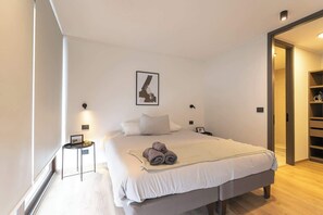 Acogedor Segundo Dormitorio con Cama King Size