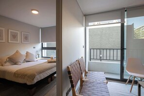 Disfruta de Santiago en Un Espacio Cómodo y Silencioso