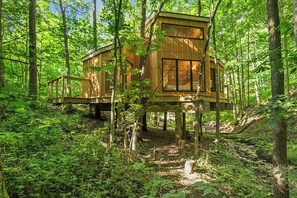 Posterior view of the Tree House in summer months 