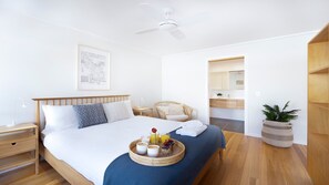 Buwarla House | Bedroom 1 | Queen Bed | Ensuite