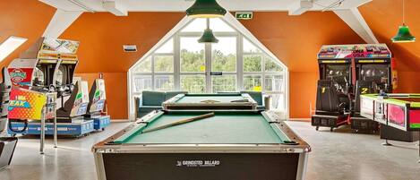Spielezimmer