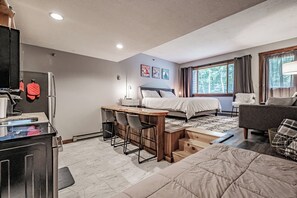Kitchen/dining/living room