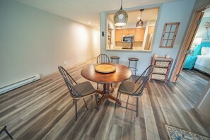Casual dining area