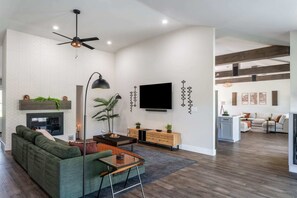 TV Lounge with a Smart TV and High Speed WiFi Connection