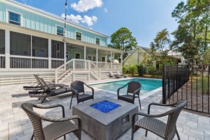 Private Pool, Fire Pit