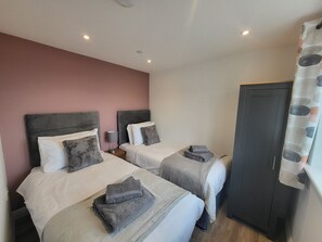 Twin Bedroom