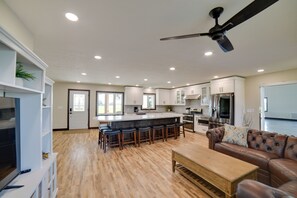 Living Area | Kitchen | Free WiFi | Smart TV | 1st Floor