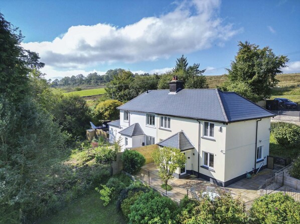 Taf Fechan - 3 Bedroom House - Pontsticill (6237)