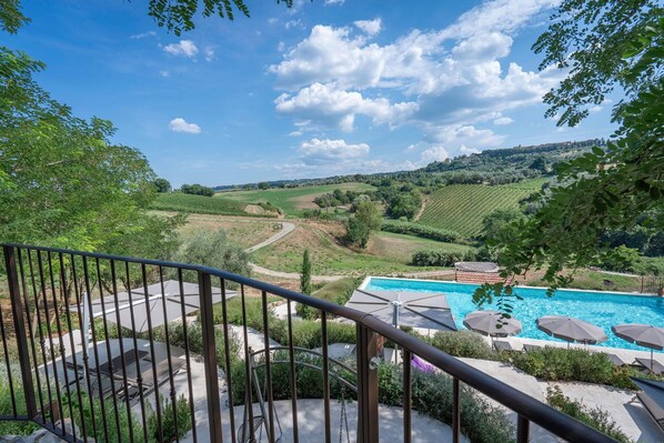 Autumn, Pool, Spring, Summer