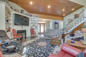 Living Room | 1st Floor
