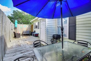 Enclosed Deck | Charcoal Grill | Fenced Yard | Single-Story Home