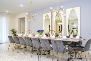 Dining Room (Sits 16)
