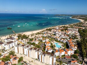 NEW UNIT WITH BEACH AND POOL  ACCESS - N B301 (2051)