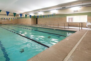 Great pool for little ones and lap swimmers alike. 