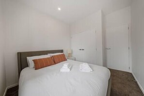 bedroom1