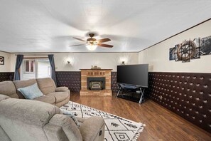 This delightful single-level offers the perfect blend of rustic and farming charm with all the comforts of modern living.