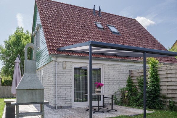 Holiday Home Exterior [summer]