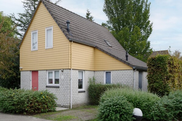 Holiday Home Exterior [summer]