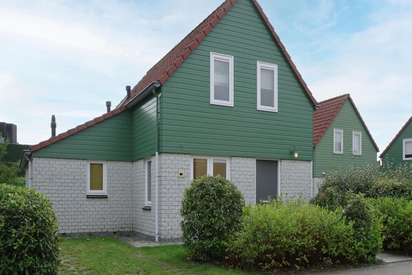 Holiday Home Exterior [summer]