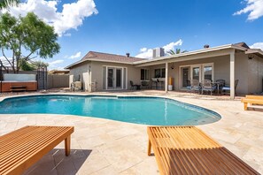 There are plenty of places to sit and enjoy the Arizona sunshine!