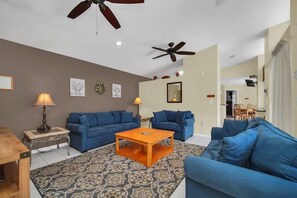 Cozy Family Room – Comfortable Sofa and Love Seat