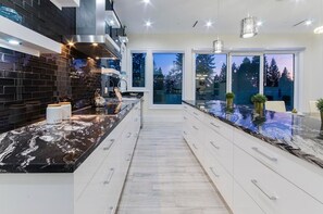 Large Kitchen with High End Appliances