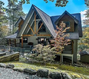 Front of private mountain home with beautiful surroundings and stunning scenery