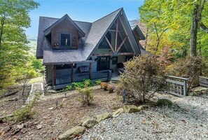 Front of private mountain home with beautiful surroundings and stunning scenery