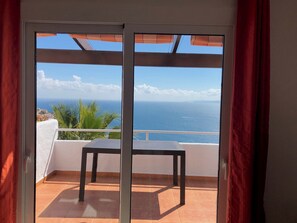 Beach/ocean view