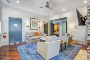 Spacious living room with seating for your entire group
