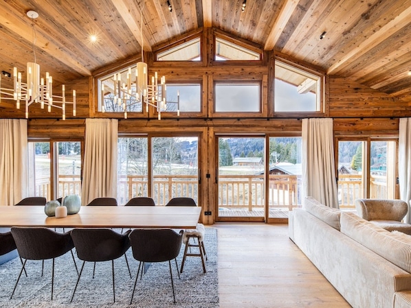 Chalet-Grizzly-3-salon-salle-a-manger-location-appartement-chalet-Les-Gets