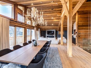 Chalet-Grizzly-3-salon-salle-a-manger-location-appartement-chalet-Les-Gets