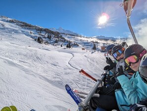 Skidåkning och snöaktiviteter