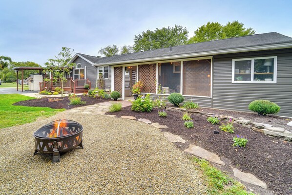 Duncansville Vacation Rental | 3BR | 2BA | 1,800 Sq Ft | Step-Free Access