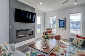 Living Rm