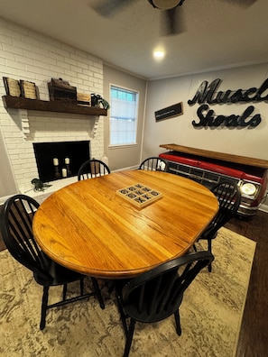 Dining table seats 5