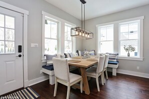 Dining banquet table seats up to 12 people with 2 table leaves