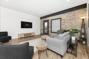 Living room 2
