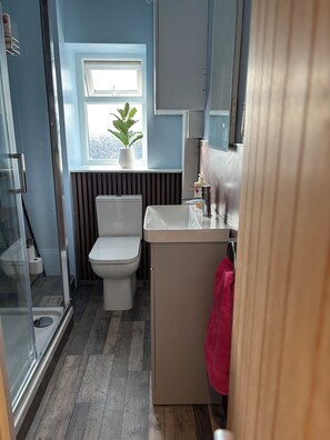 Bathroom (1)
