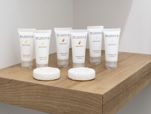 Bathroom amenities
