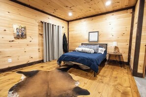 Lodge bed 1