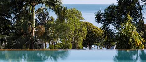 Swimming Pool (1)