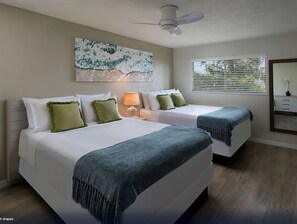Unit with 2 Queen beds