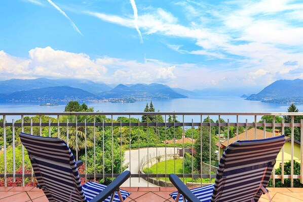 Casa Laura - Stresa, Lake Maggiore - NORTHITALY VILLAS vacation rentals