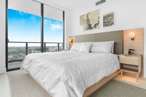 Sleep like royalty on plush, hotel-quality bedding – sweet dreams await!