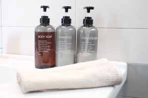 Bathroom amenities