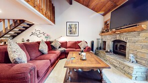 Furniture, Indoors, Living Room, Couch, Table