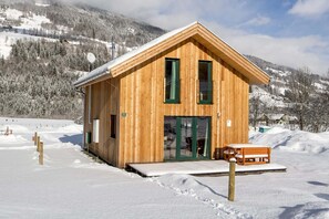 Holiday Home Exterior [winter]
