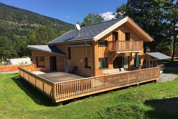 Holiday Home Exterior [summer]
