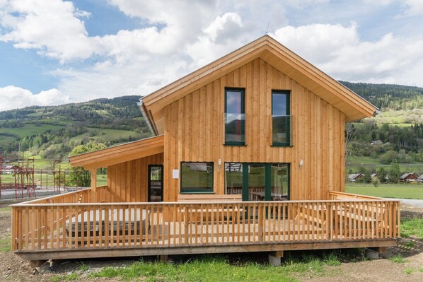 Holiday Home Exterior [summer]